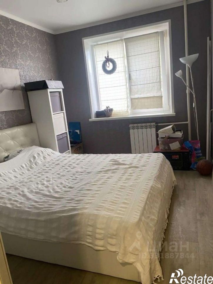 3-комн квартира мкр Жукова, 20,  д. 20