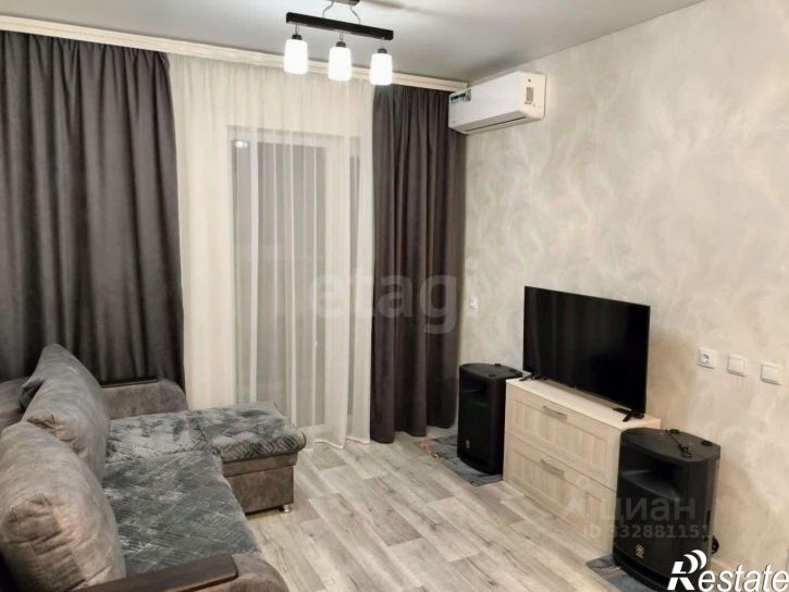 1-комн квартира мкр Космос, 11,  д. 11