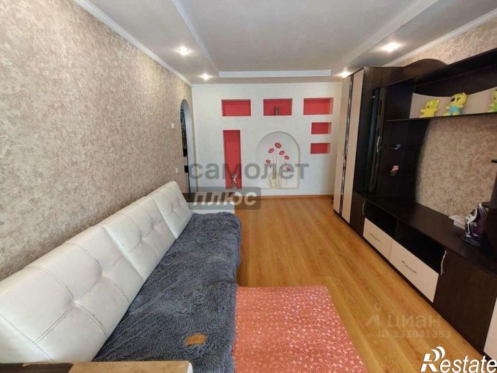 2-комн квартира мкр Лебединец, 20,  д. 20