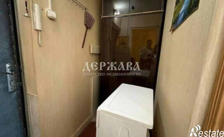 1-комн квартира мкр Молодогвардеец, 11,  д. 11