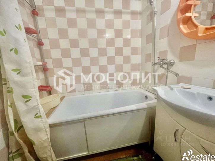 2-комн квартира мкр Жукова, 20,  д. 20