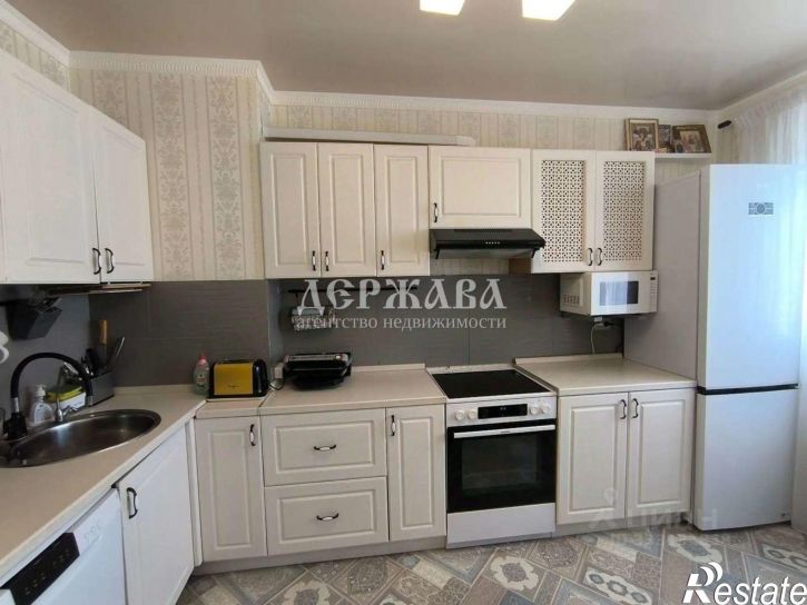 3-комн квартира Северный мкр, 26,  д. 26