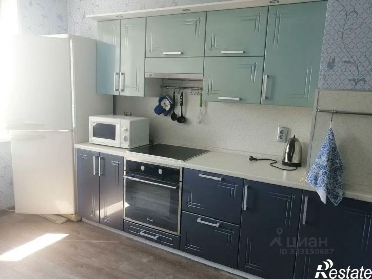 3-комн квартира мкр Королева, 32в,  д. 32в