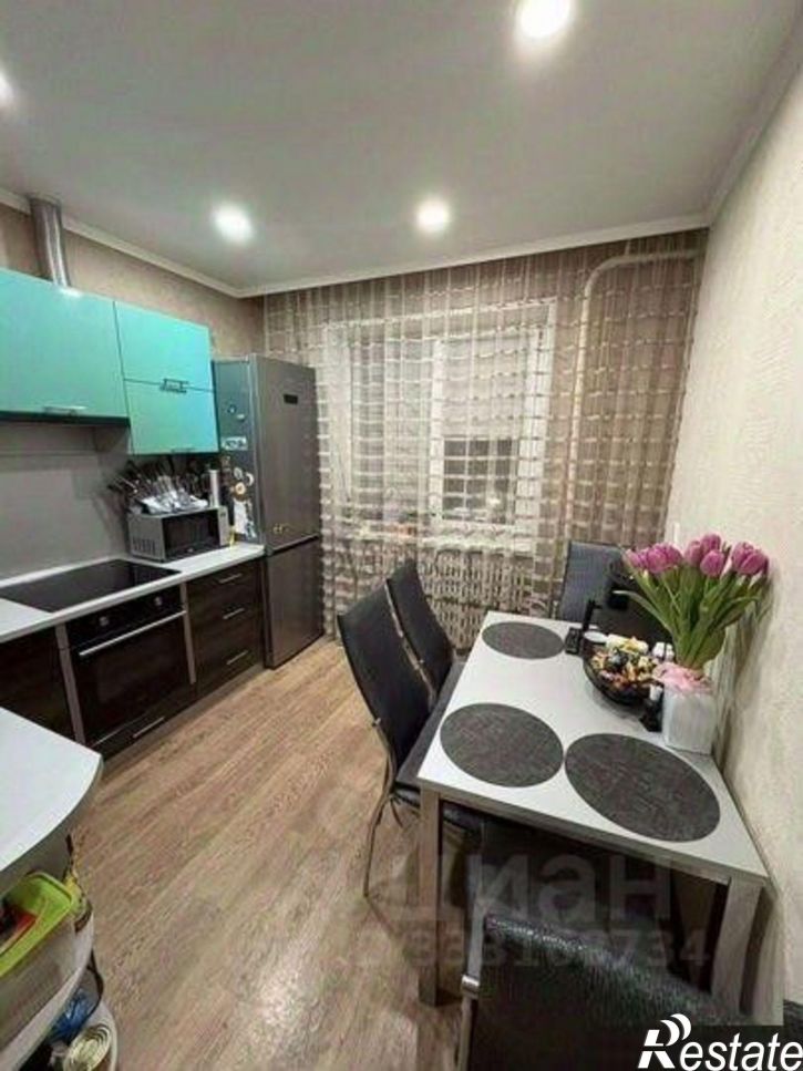2-комн квартира мкр Макаренко, 38,  д. 38