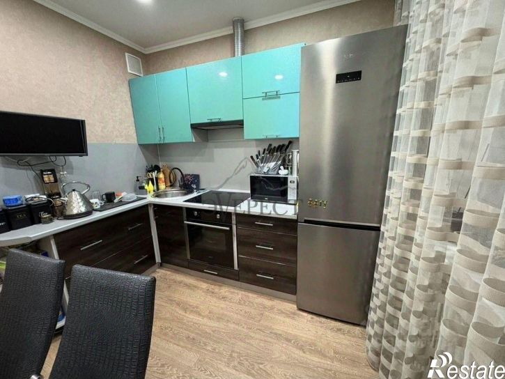 2-комн квартира мкр Макаренко, 38,  д. 38