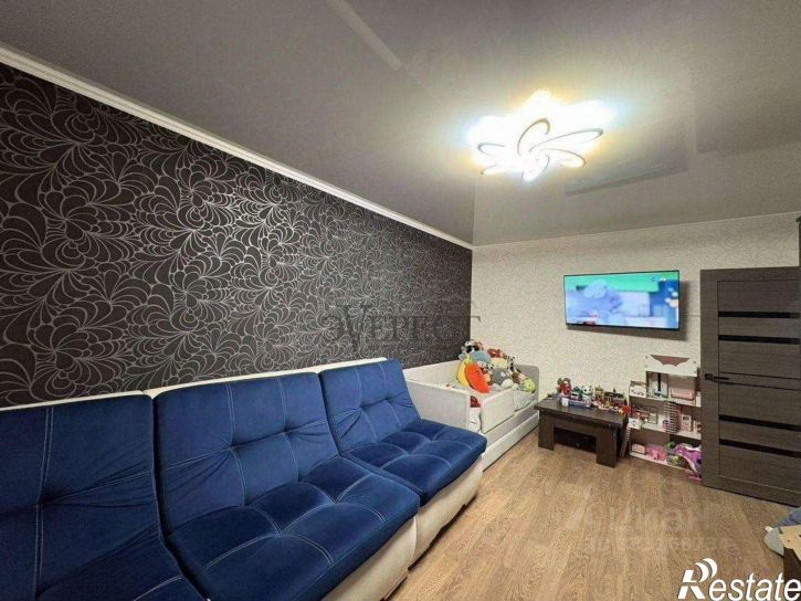 2-комн квартира мкр Макаренко, 38,  д. 38