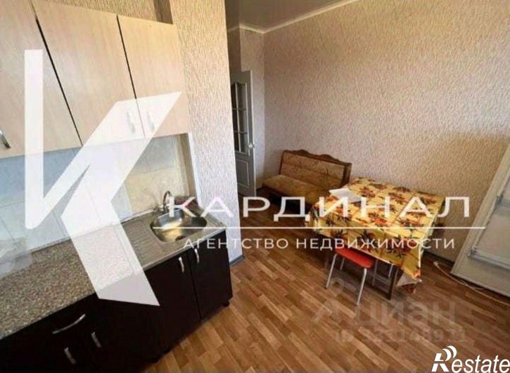 1-комн квартира мкр Космос, 15,  д. 15