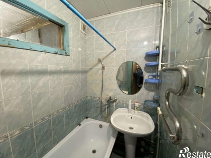 2-комн квартира мкр Лебединец, 19,  д. 19