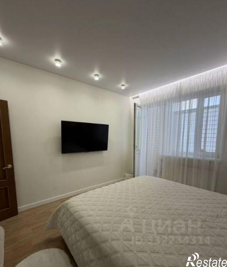 3-комн квартира Степной мкр, 25,  д. 25
