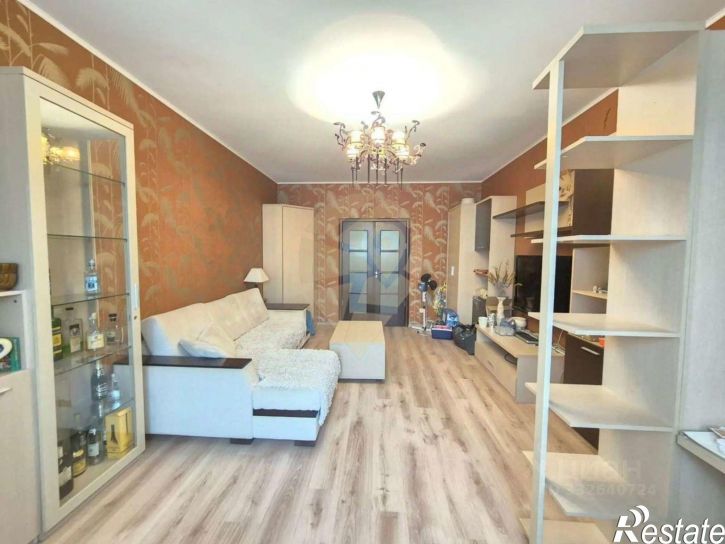 3-комн квартира Степной мкр,дом 8