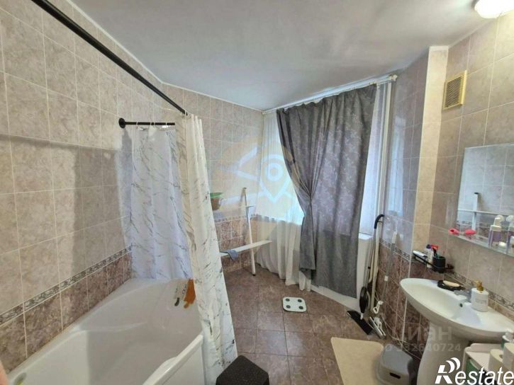 3-комн квартира Степной мкр,дом 8