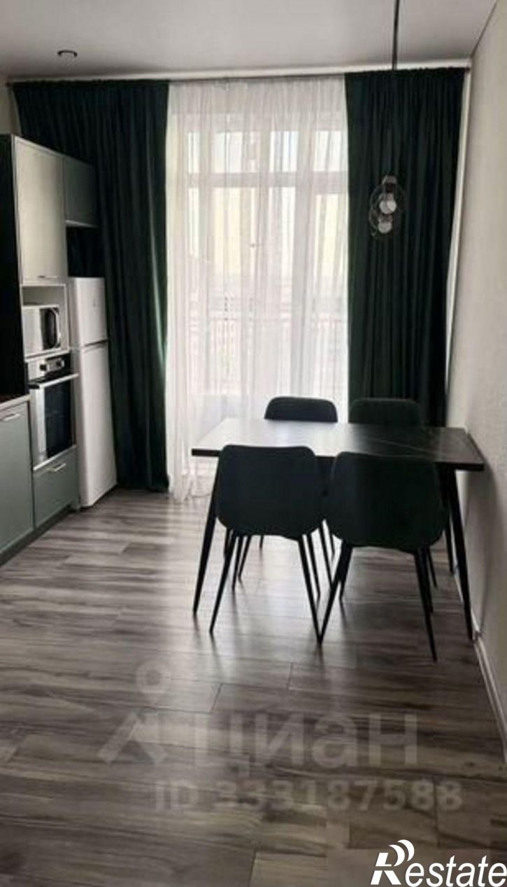 2-комн квартира пр-кт Алексея Угарова, 14Г,  д. 14Г