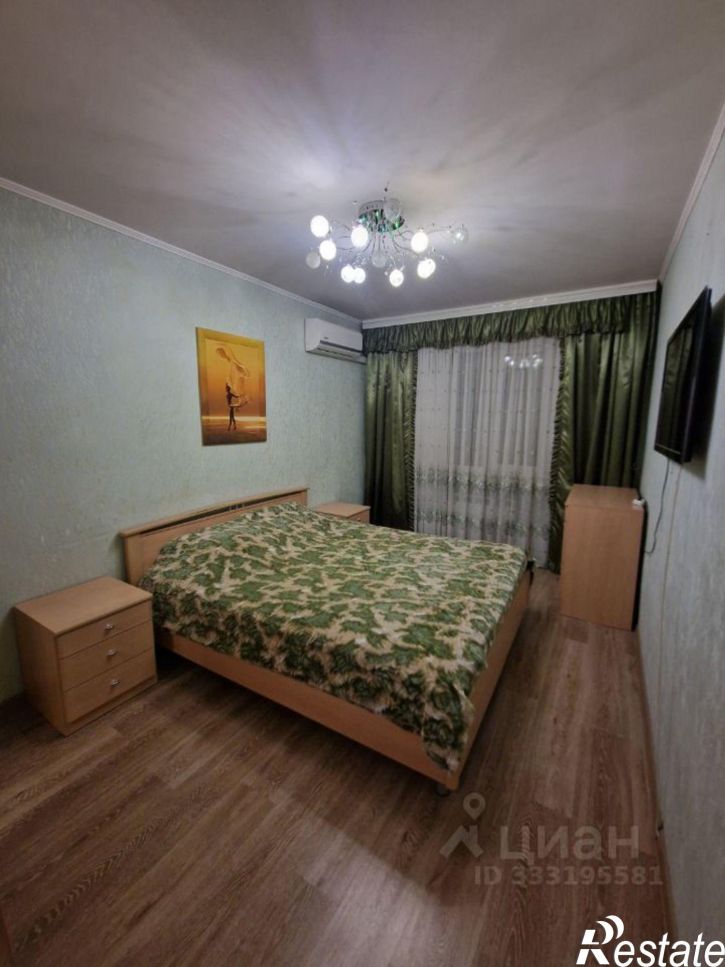 3-комн квартира мкр Космос, 5а,  д. 5а