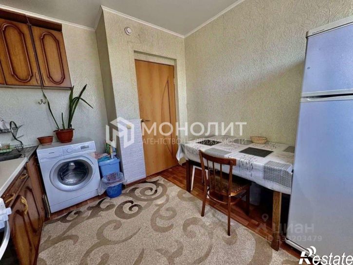 2-комн квартира мкр Заречье, 14,  д. 14