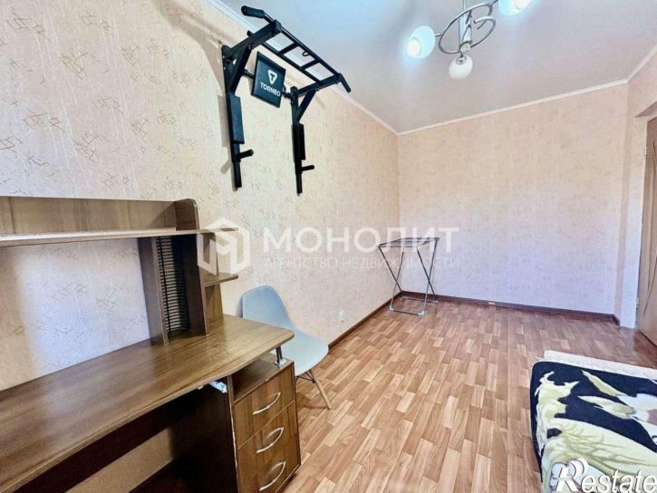 2-комн квартира мкр Заречье, 14,  д. 14