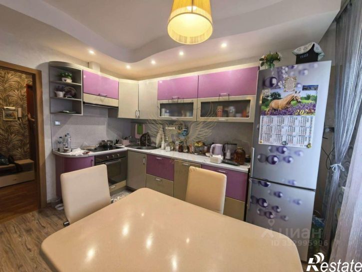 4-комн квартира мкр Королева, 11,  д. 11