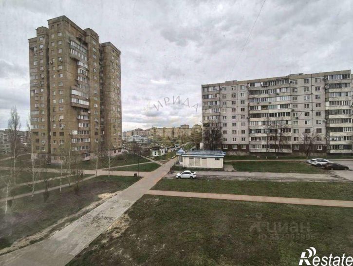 4-комн квартира мкр Королева, 11,  д. 11
