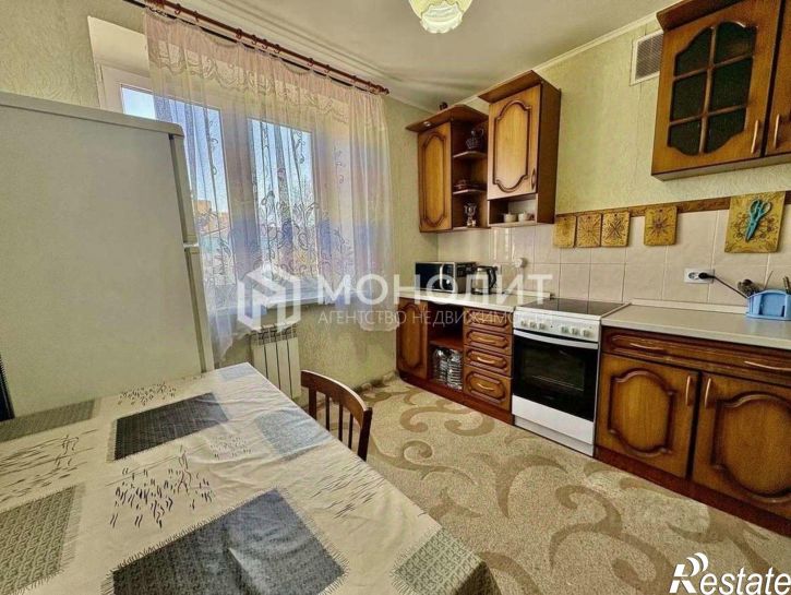 2-комн квартира мкр Заречье, 14,  д. 14
