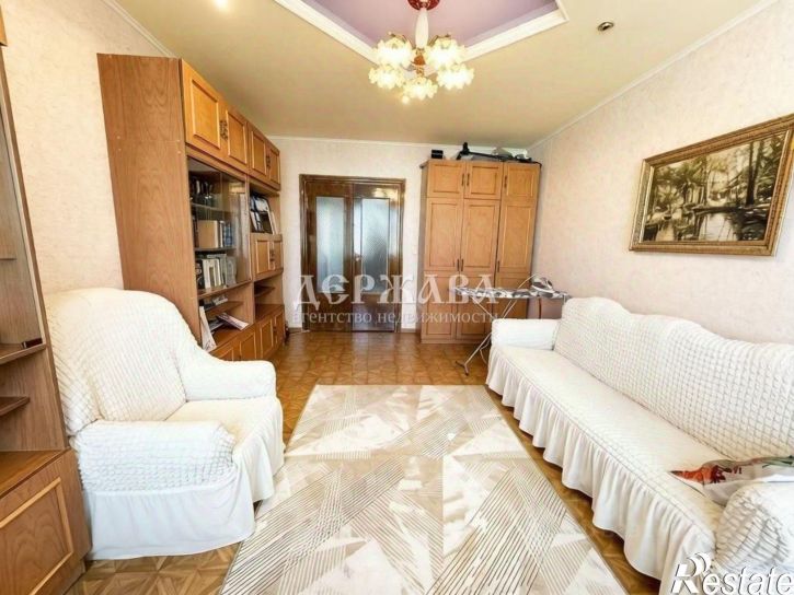 3-комн квартира Восточный мкр, 6,  д. 6