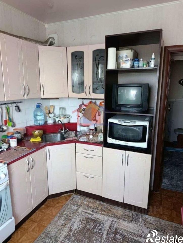 3-комн квартира Восточный мкр, 6,  д. 6