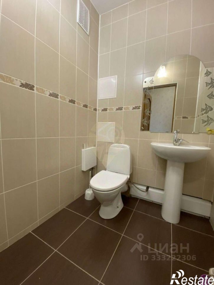 3-комн квартира Степной мкр, 20,  д. 20
