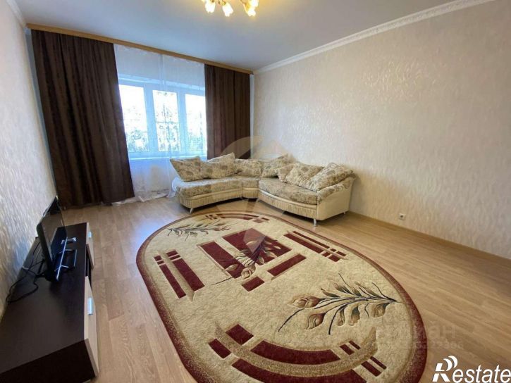 3-комн квартира Степной мкр, 20,  д. 20