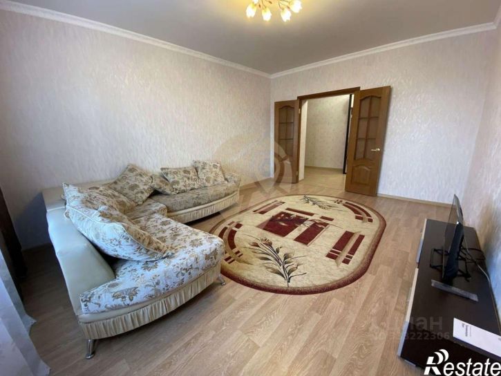 3-комн квартира Степной мкр, 20,  д. 20