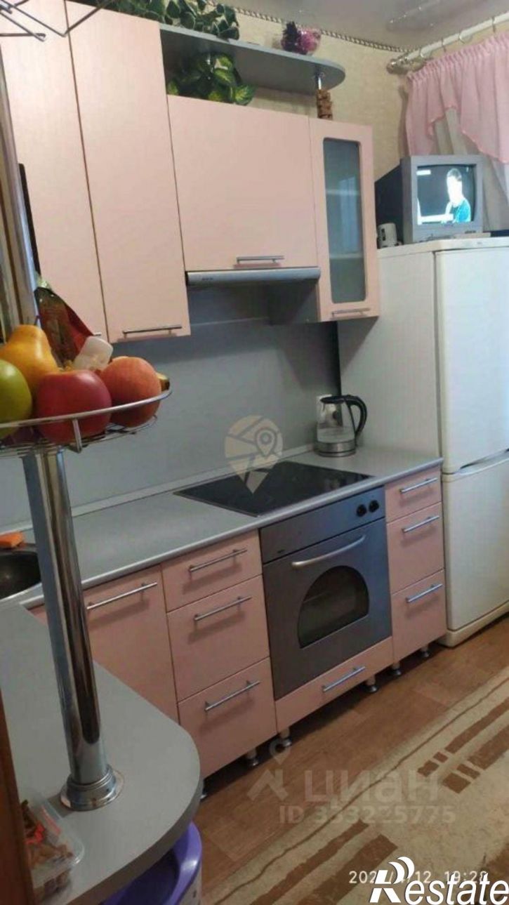 2-комн квартира мкр Макаренко, 38,  д. 38