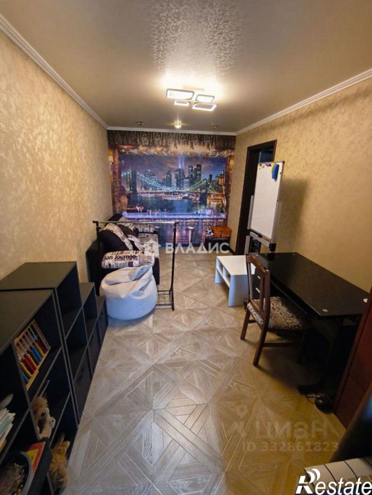 3-комн квартира Восточный мкр, 45,  д. 45
