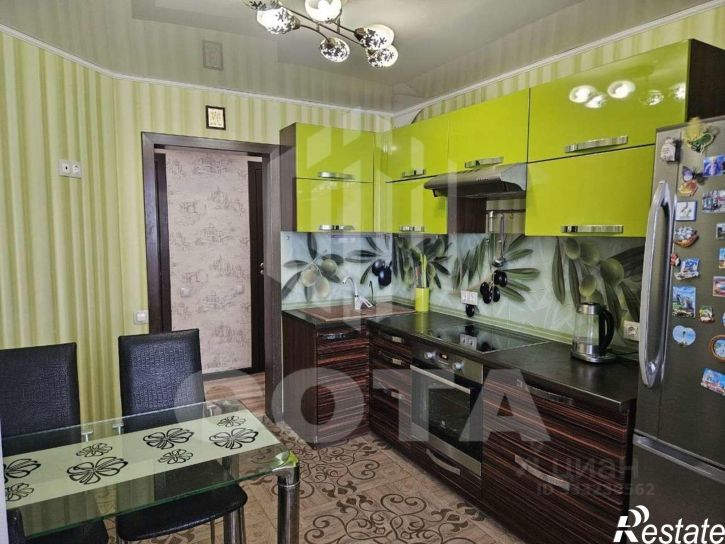 3-комн квартира мкр Королева, 28,  д. 28