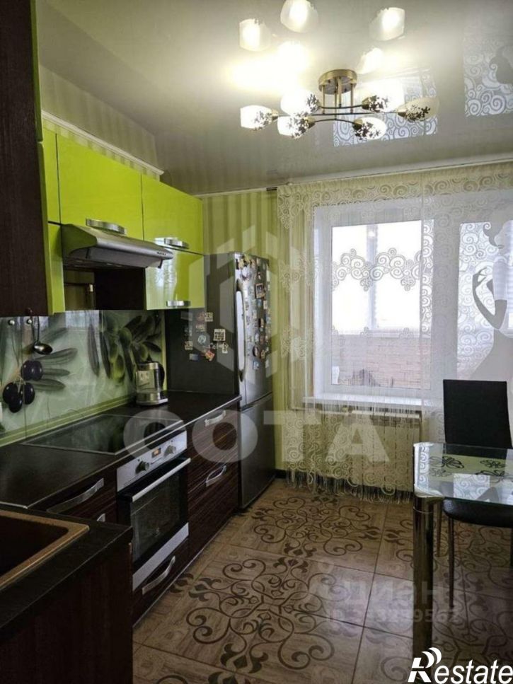 3-комн квартира мкр Королева, 28,  д. 28