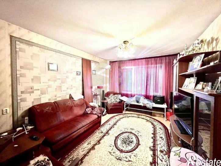 3-комн квартира мкр Жукова, 28,  д. 28