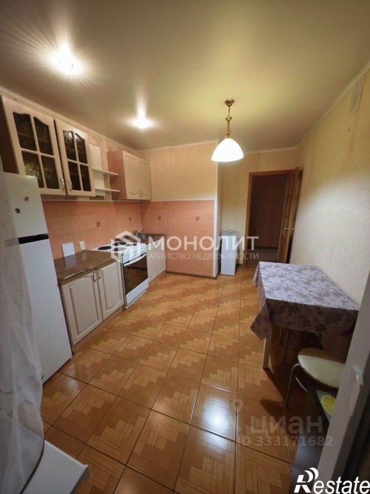 4-комн квартира мкр Дубрава квартал 3, 8,  д. 8