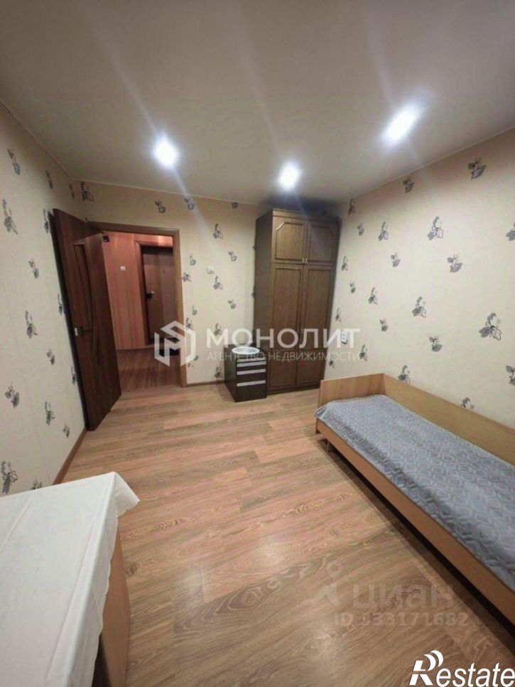 4-комн квартира мкр Дубрава квартал 3, 8,  д. 8