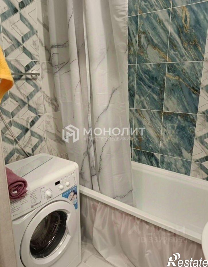1-комн квартира мкр Космос, 11,  д. 11