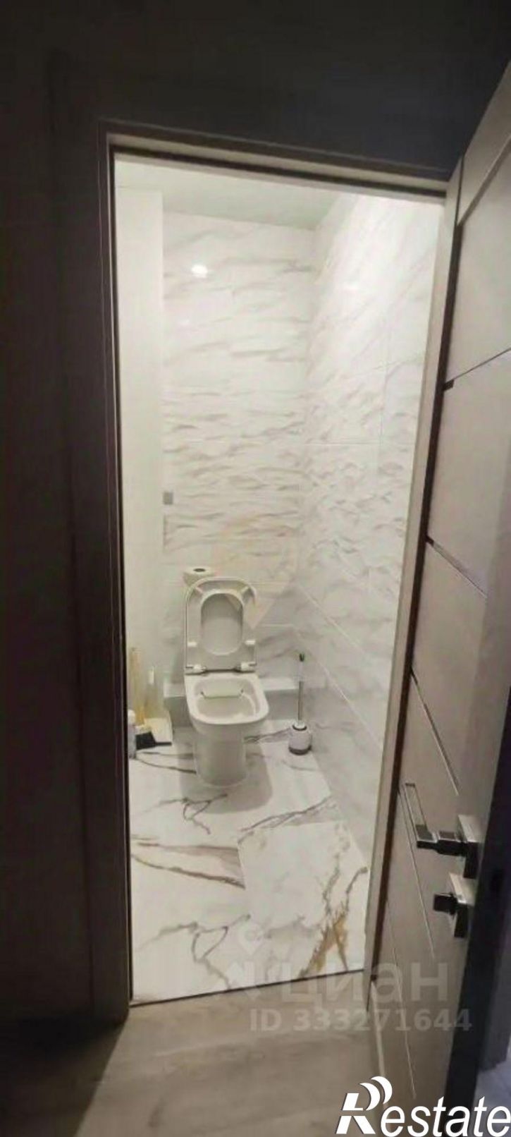 1-комн квартира мкр Космос, 11,  д. 11