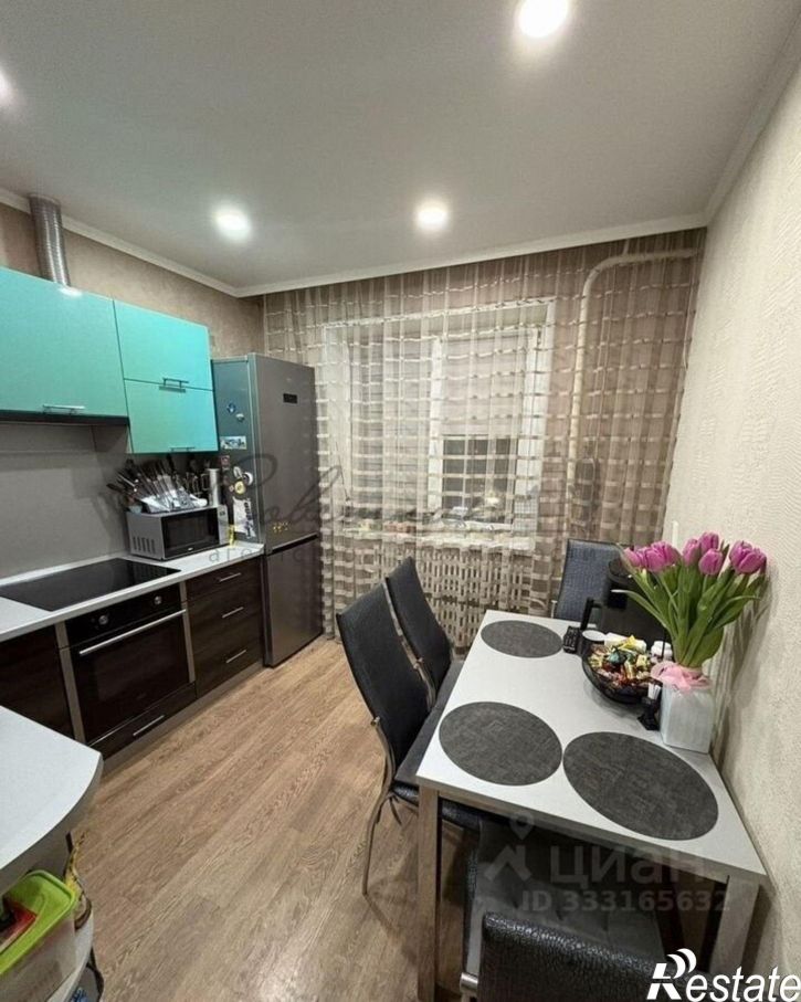 2-комн квартира мкр Макаренко, 38,  д. 38