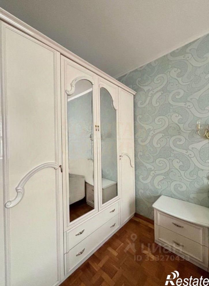 4-комн квартира мкр Королева, 37,  д. 37