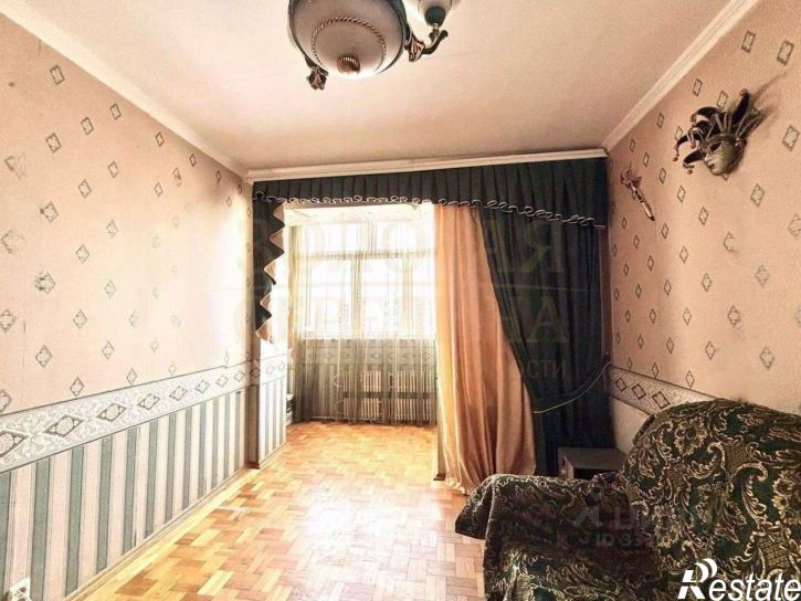 4-комн квартира мкр Королева, 37,  д. 37