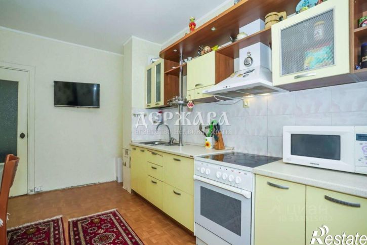 3-комн квартира Юбилейный мкр, 1а,  д. 1а