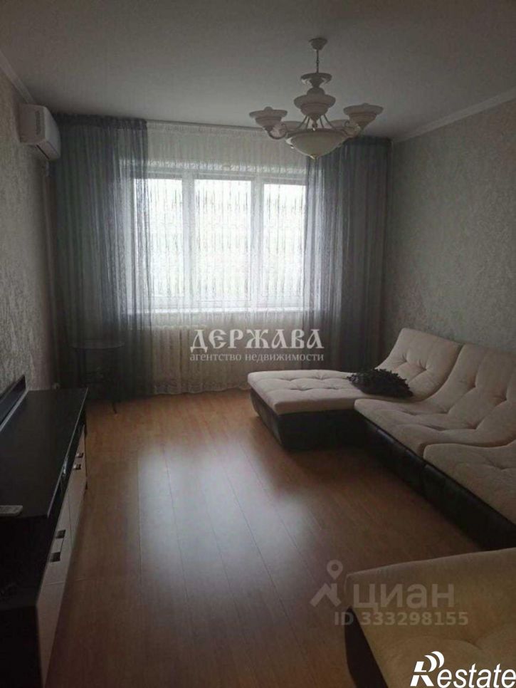 3-комн квартира мкр Королева, 11,  д. 11