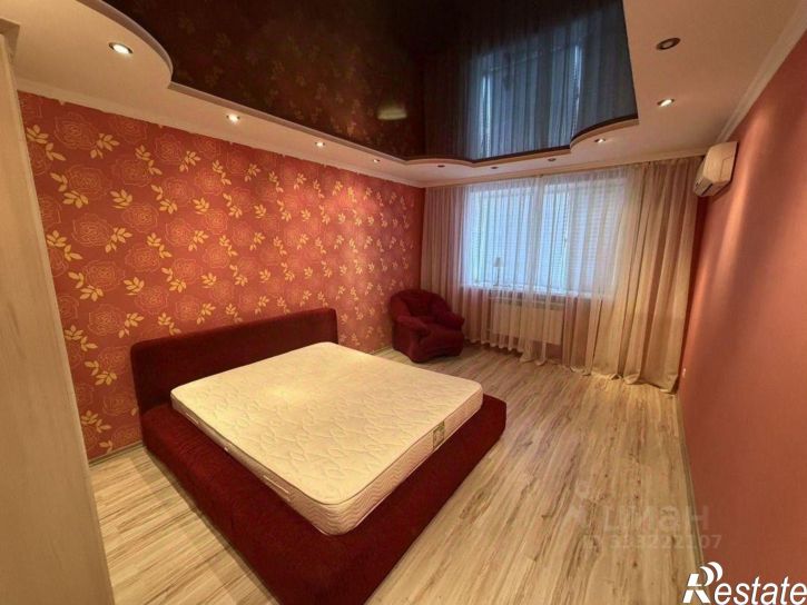 3-комн квартира Степной мкр, 3,  д. 3