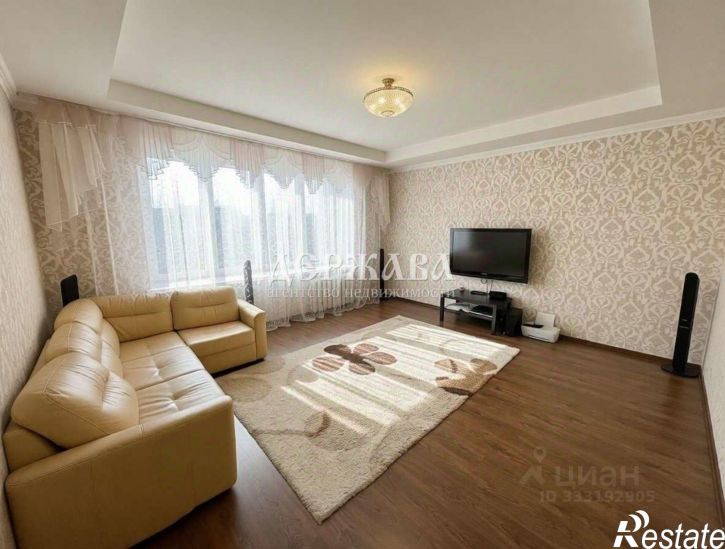 4-комн квартира Олимпийский мкр, 40,  д. 40