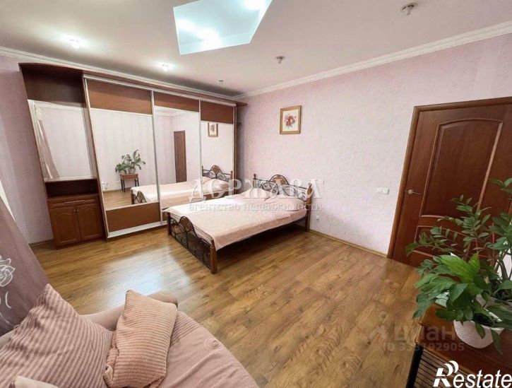4-комн квартира Олимпийский мкр, 40,  д. 40
