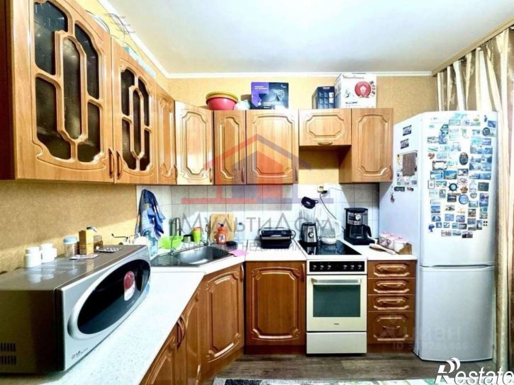 3-комн квартира Восточный мкр, 27,  д. 27