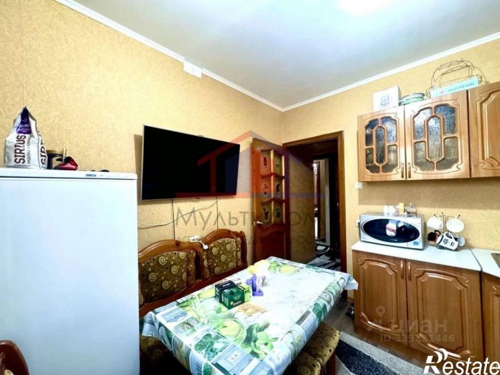 3-комн квартира Восточный мкр, 27,  д. 27