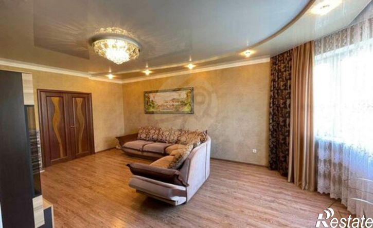 4-комн квартира Степной мкр, 24,  д. 24
