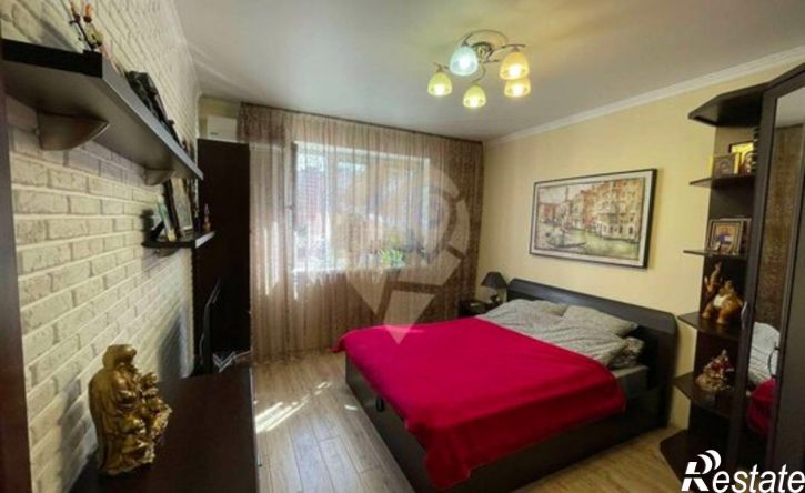 4-комн квартира Степной мкр, 24,  д. 24