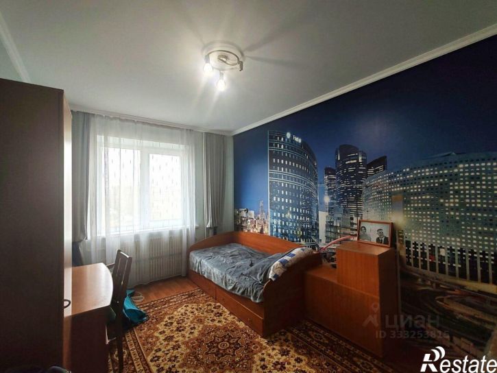 4-комн квартира мкр Королева, 11,  д. 11