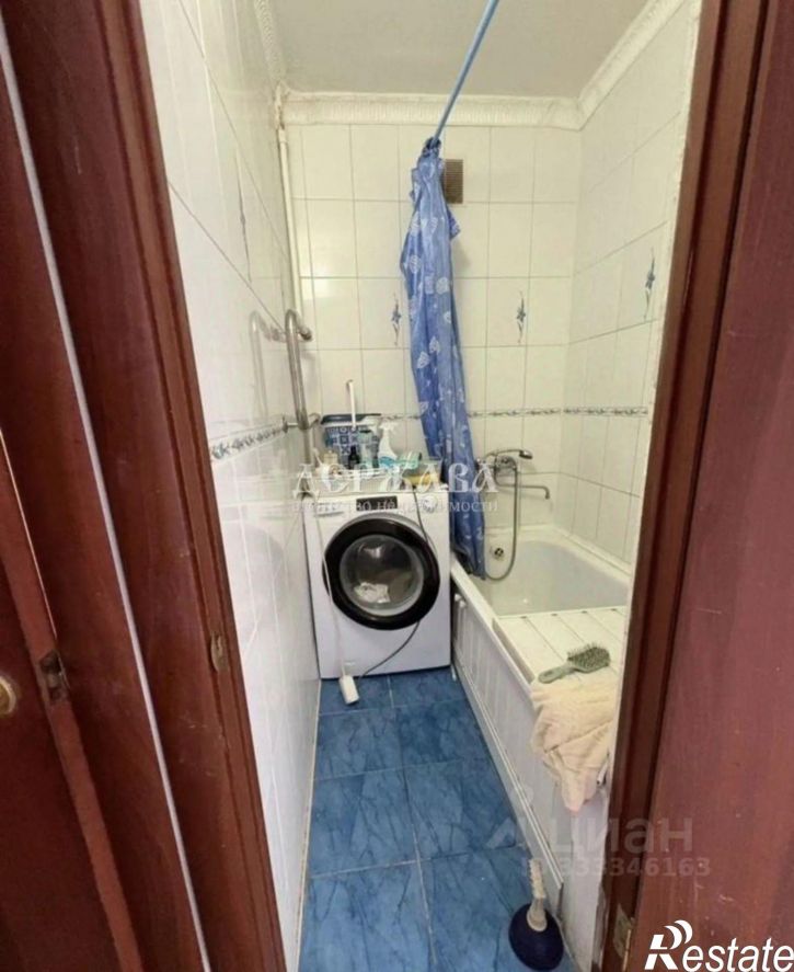 2-комн квартира мкр Приборостроитель, 18,  д. 18